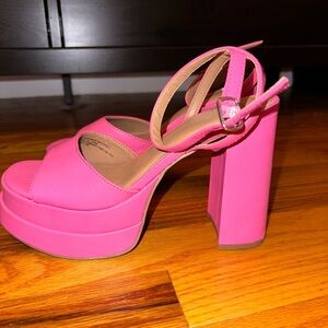 New pink chunky heels